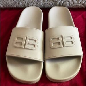 Balenciaga Men’s Pool Slides size 12